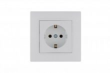 Розетка 1-м Karea RIZZ с заземл. бел. Makel 88001028